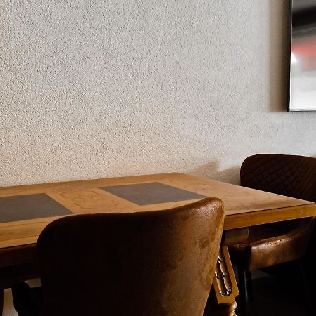 Fewo'S Und Apartment'S Schoeneck ダヴォス・プラッツ エクステリア 写真