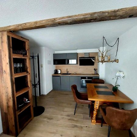 Fewo'S Und Apartment'S Schoeneck ダヴォス・プラッツ エクステリア 写真